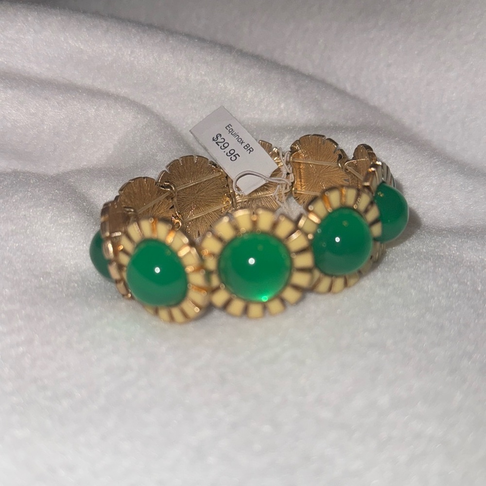 Gorgeous stretch bracelet!
